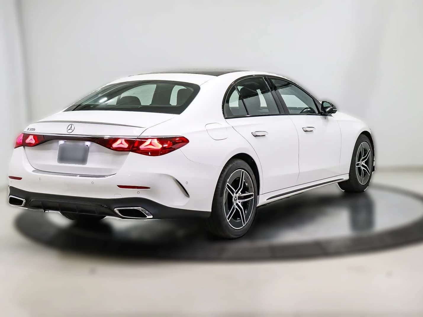Mercedes-Benz E-Class E 350 RWD Sedan 2026 — side view