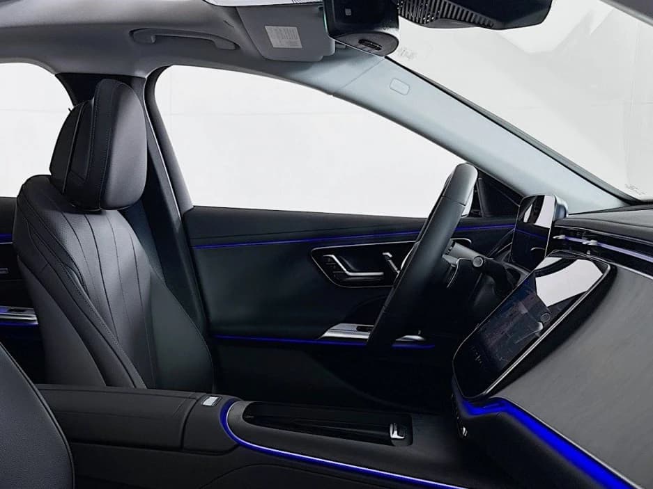 Mercedes-Benz E-Class E 350 RWD Sedan 2026 — side view