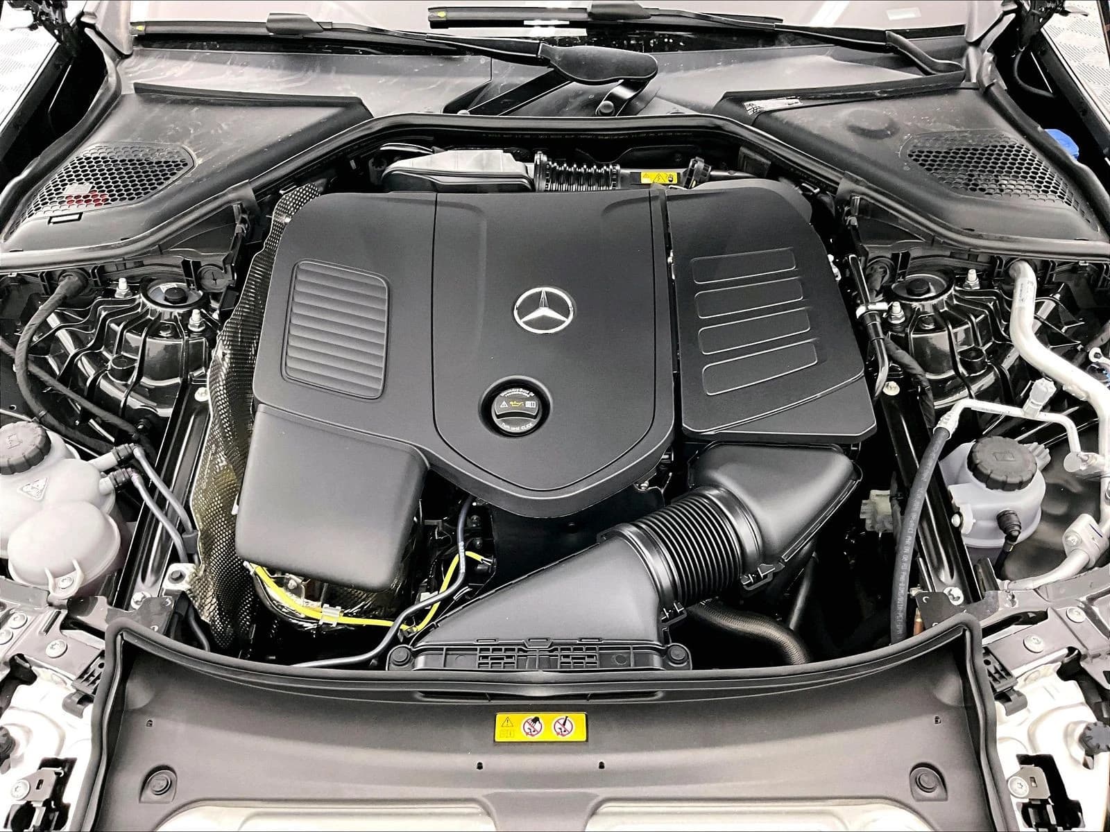 Mercedes-Benz E-Class E 350 RWD Sedan 2026 — side view