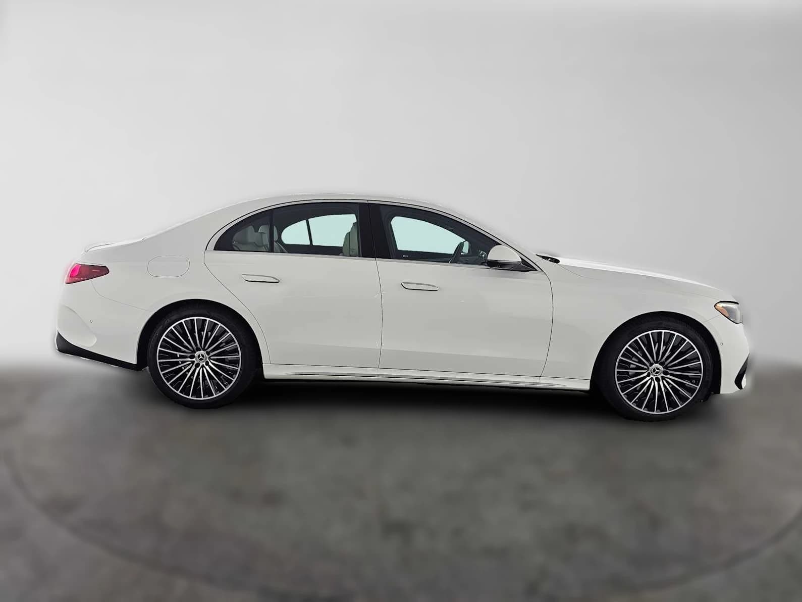 Mercedes-Benz E-Class E 350 RWD Sedan 2027 — side view