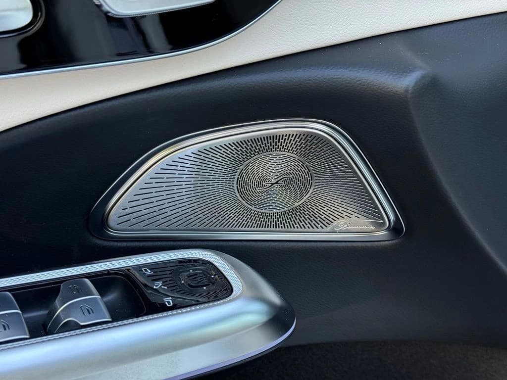 Mercedes-Benz E-Class E 350 RWD Sedan 2027 — side view