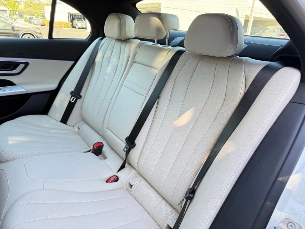 Mercedes-Benz E-Class E 350 RWD Sedan 2027 — side view