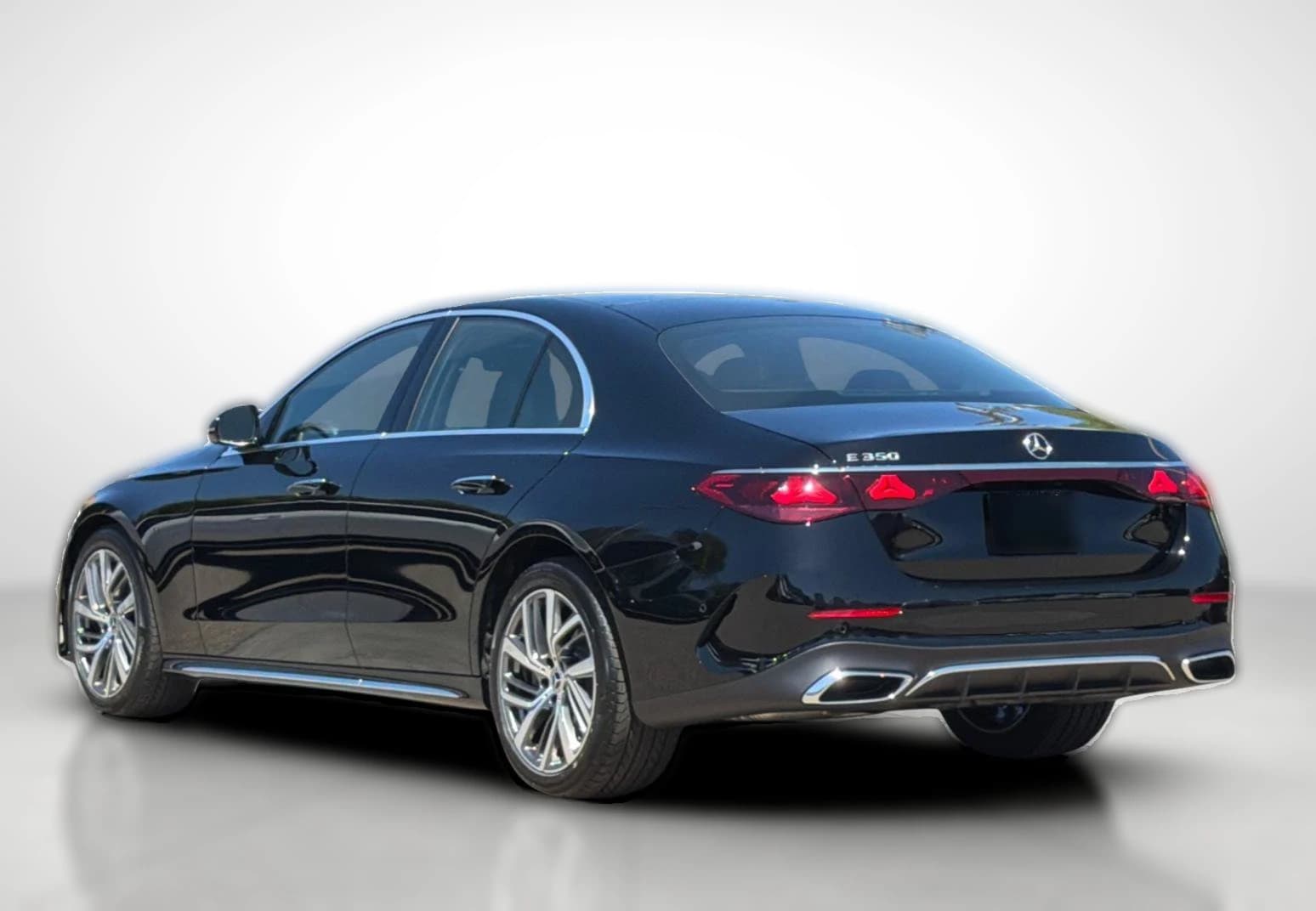 Mercedes-Benz E-Class E 350 RWD Sedan 2026 — side view