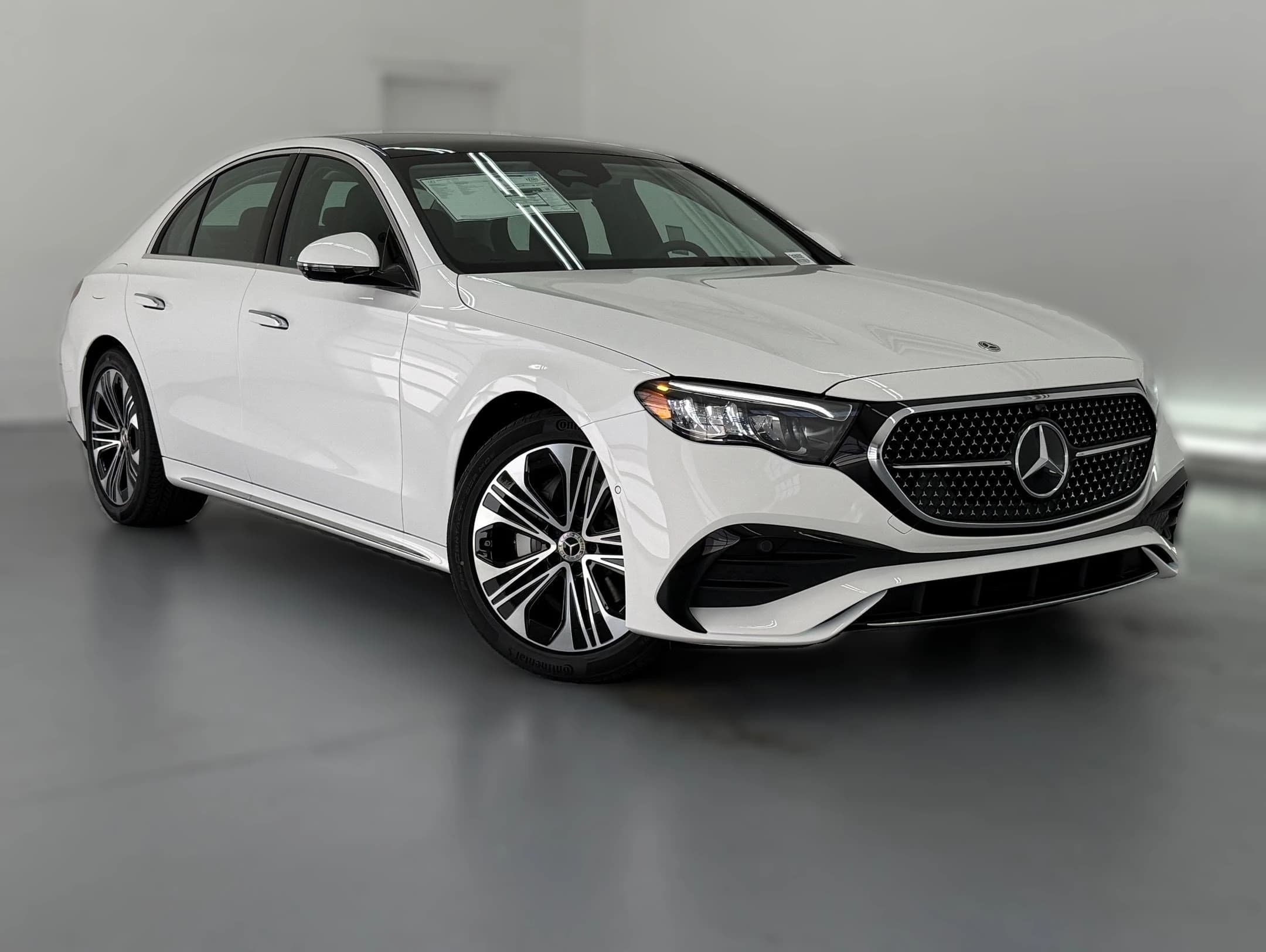 Mercedes-Benz E-Class E 350 RWD Sedan 2026 — side view