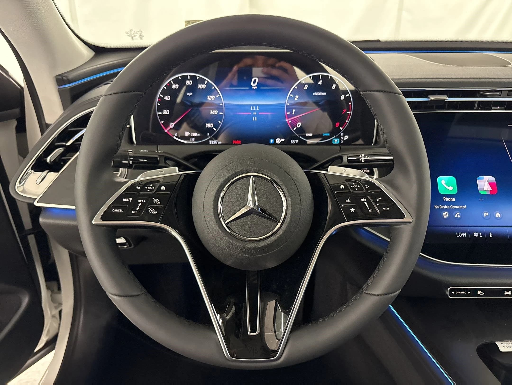 Mercedes-Benz E-Class E 350 RWD Sedan 2026 — side view