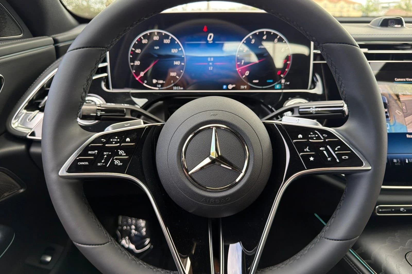 Mercedes-Benz E-Class E 350 RWD Sedan 2026 — side view