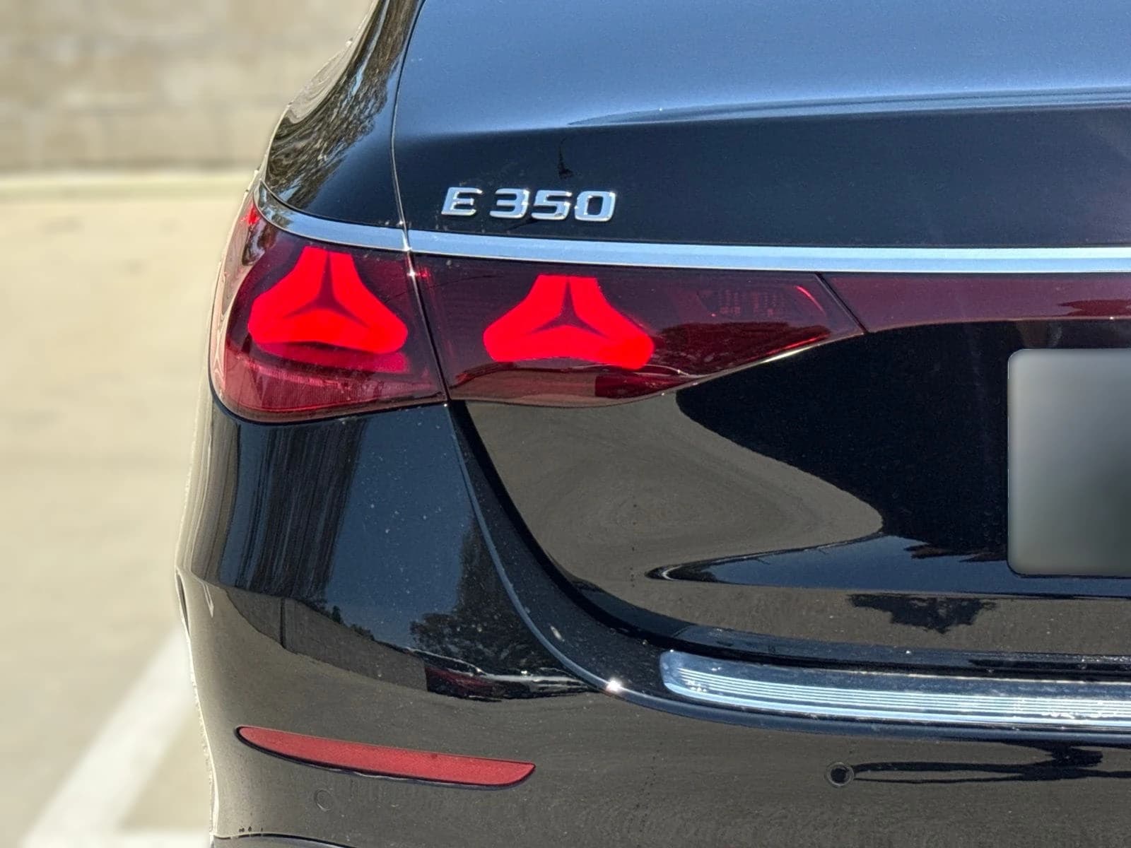 Mercedes-Benz E-Class E 350 RWD Sedan 2026 — side view