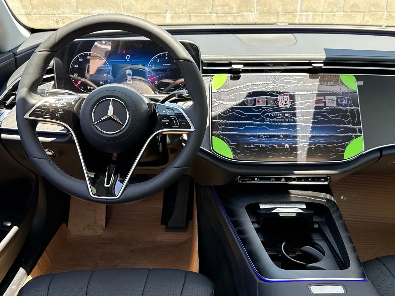 Mercedes-Benz E-Class E 350 RWD Sedan 2026 — side view