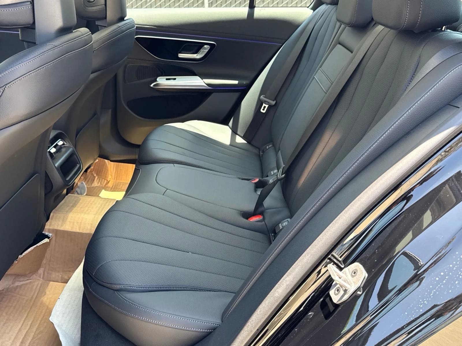 Mercedes-Benz E-Class E 350 RWD Sedan 2026 — side view