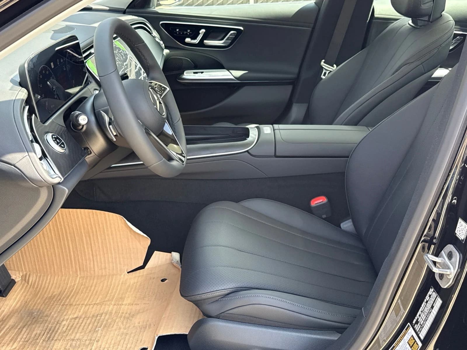 Mercedes-Benz E-Class E 350 RWD Sedan 2026 — side view
