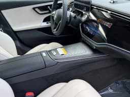 Mercedes-Benz E-Class E 350 RWD Sedan 2027 — side view