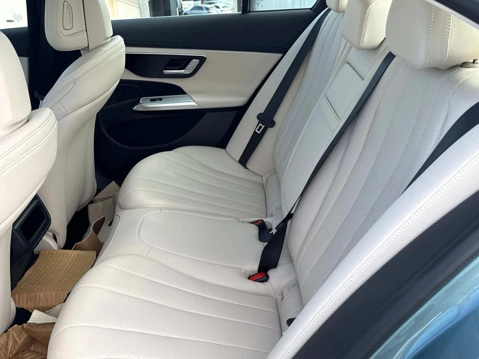 Mercedes-Benz E-Class E 350 RWD Sedan 2027 — side view
