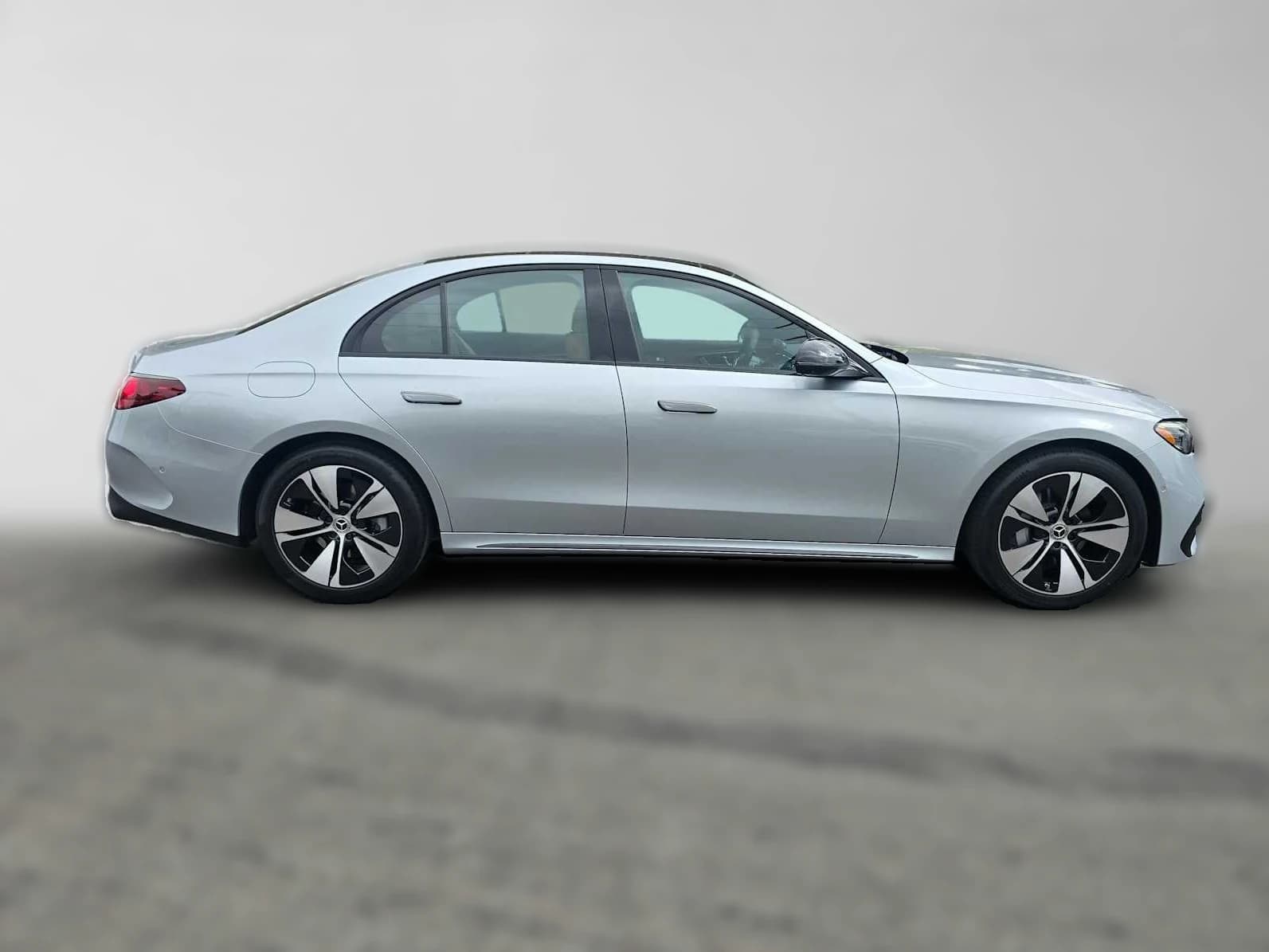 Mercedes-Benz E-Class E 350 RWD Sedan 2027 — side view