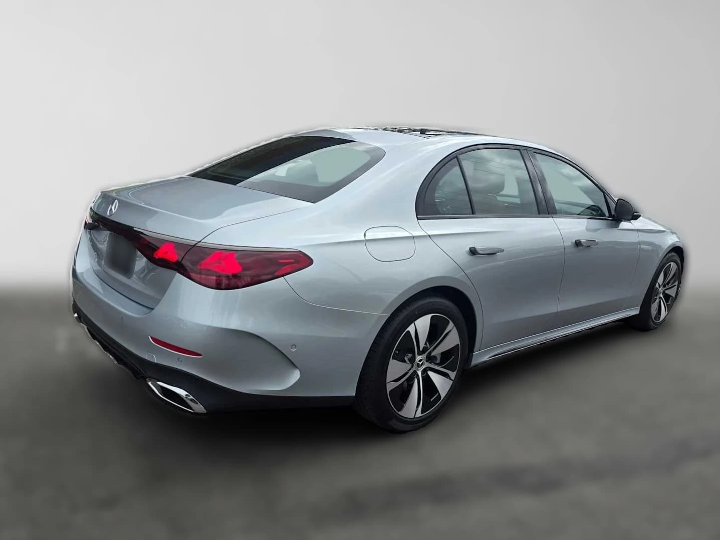 Mercedes-Benz E-Class E 350 RWD Sedan 2027 — side view