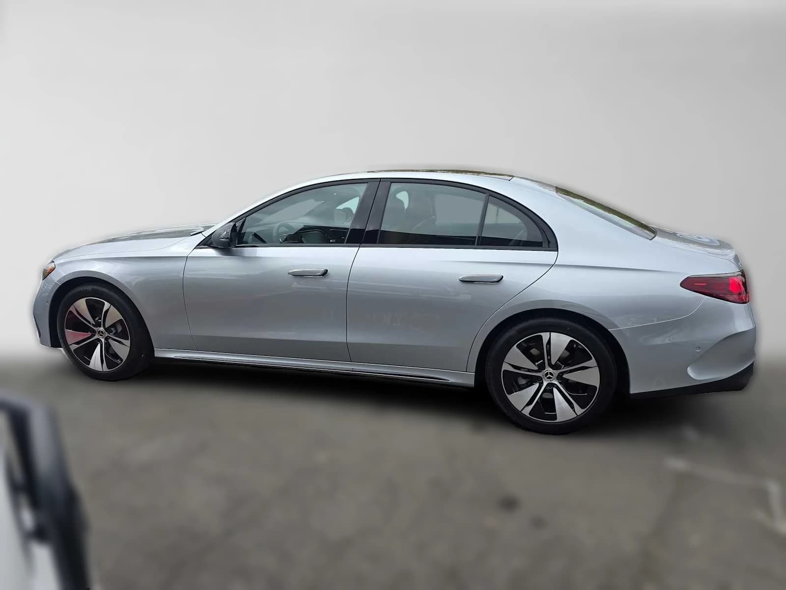 Mercedes-Benz E-Class E 350 RWD Sedan 2027 — side view
