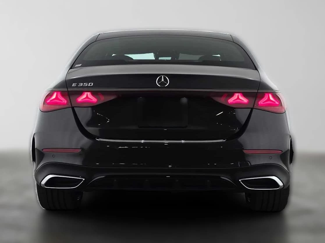 Mercedes-Benz E-Class E 350 RWD Sedan 2027 — side view