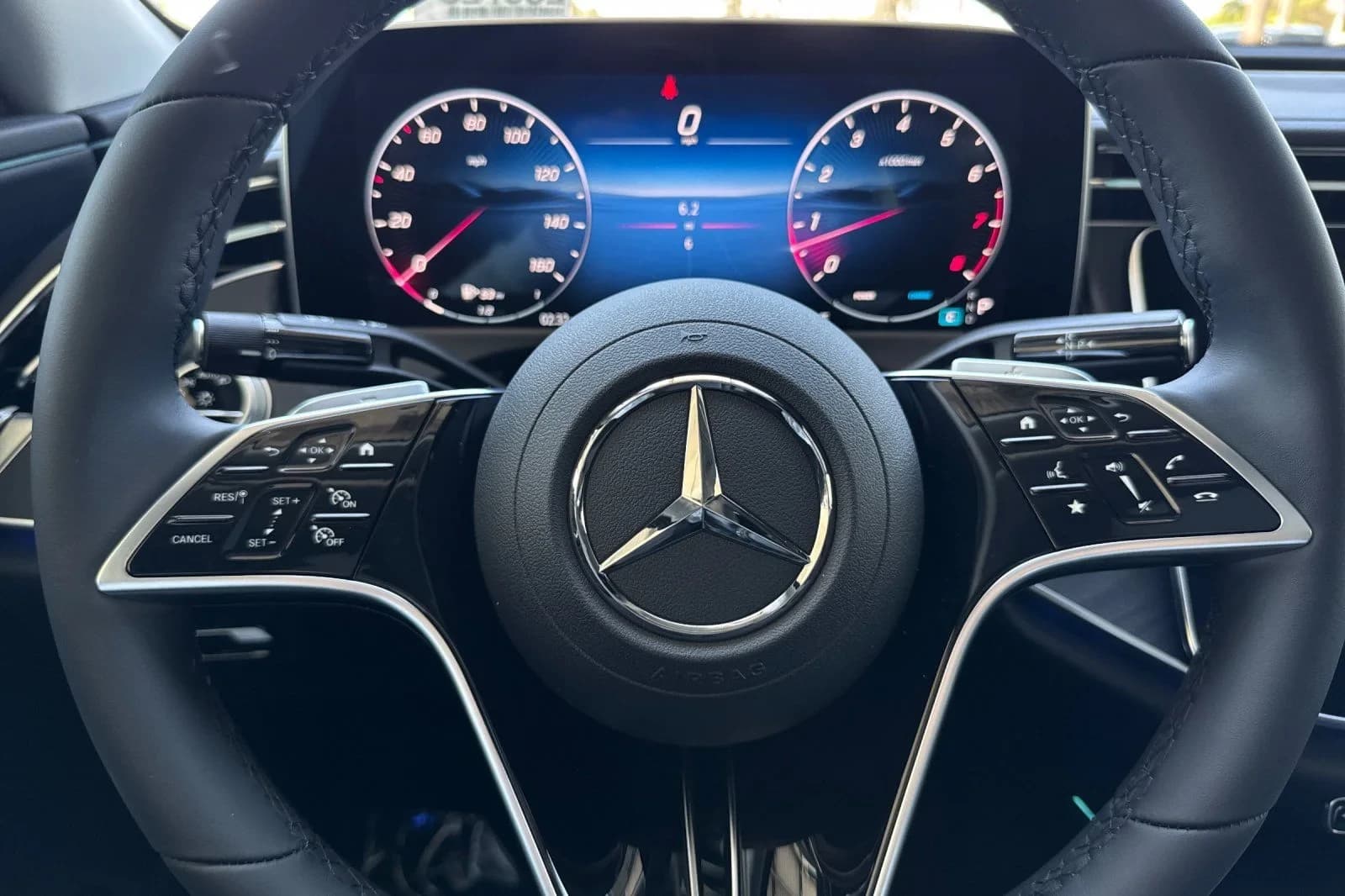 Mercedes-Benz E-Class E 350 RWD Sedan 2026 — side view