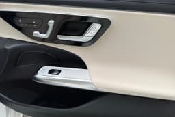 Mercedes-Benz E-Class E 350 RWD Sedan 2027 — side view