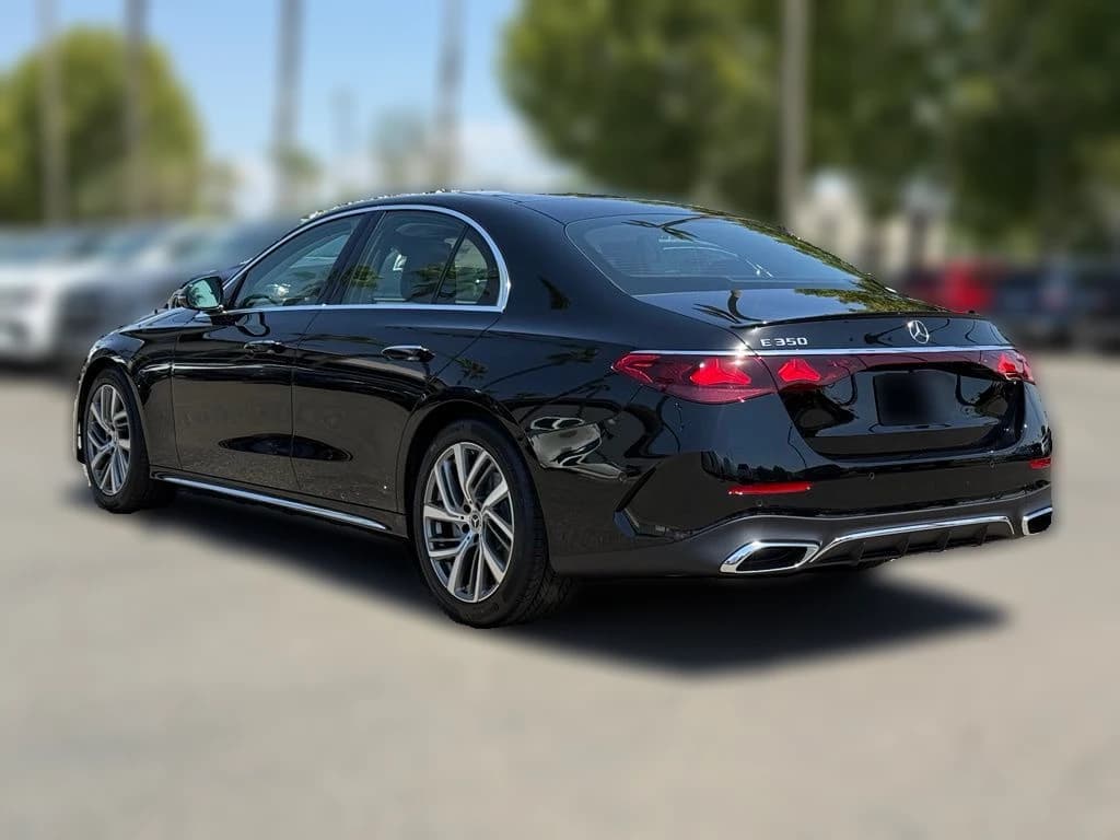 Mercedes-Benz E-Class E 350 RWD Sedan 2027 — side view