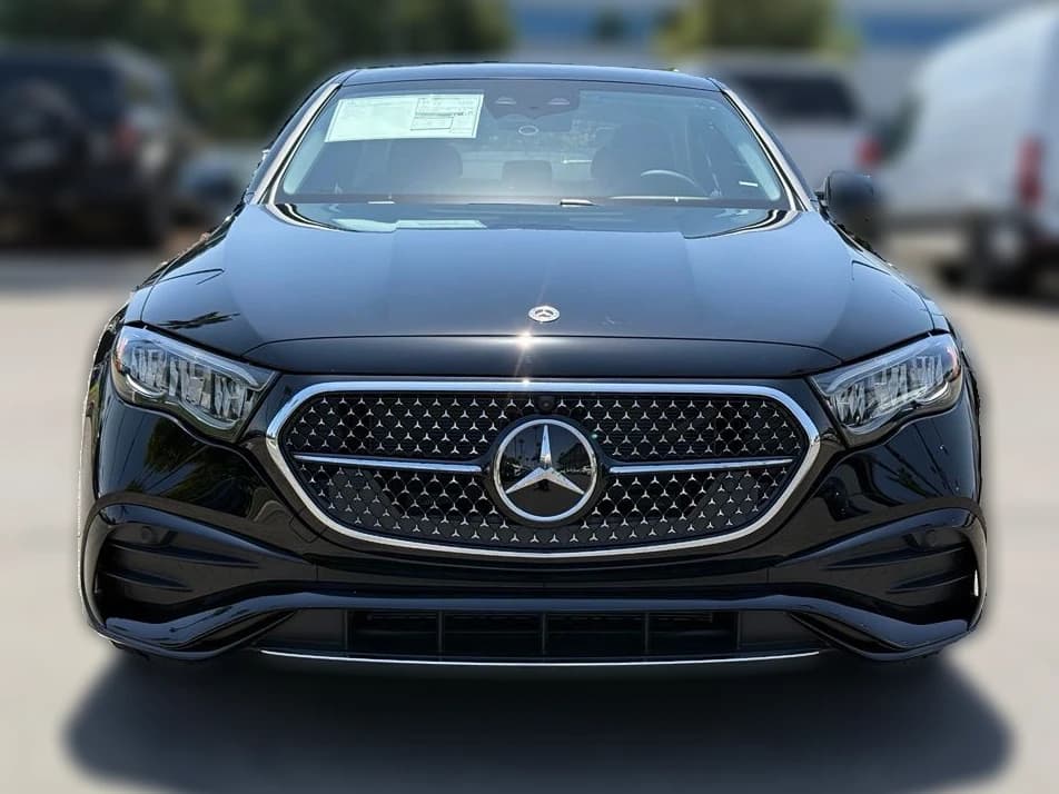Mercedes-Benz E-Class E 350 RWD Sedan 2027 — side view