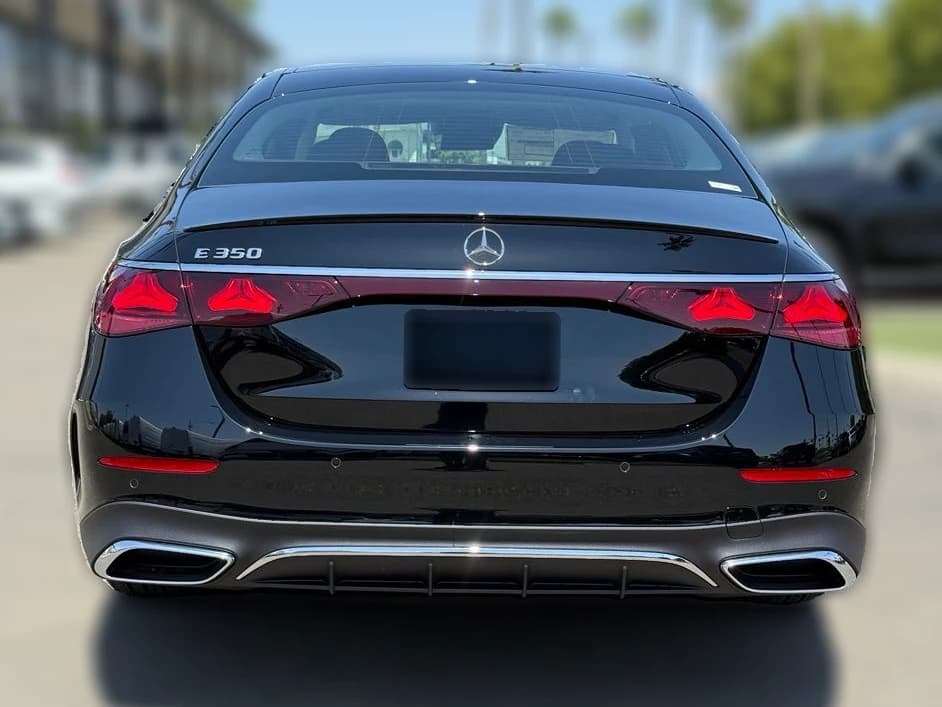 Mercedes-Benz E-Class E 350 RWD Sedan 2027 — side view