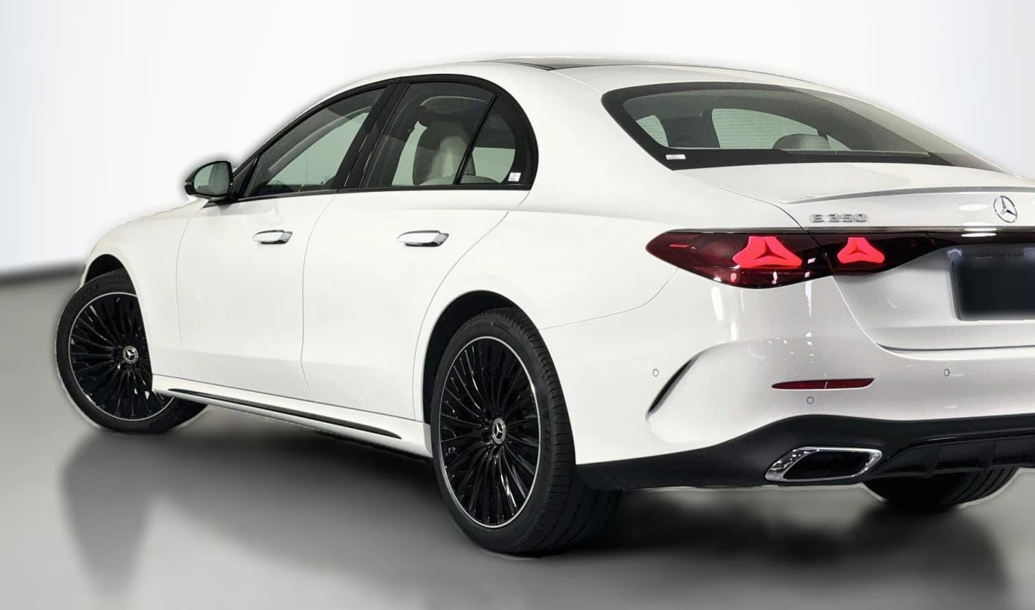 Mercedes-Benz E-Class E 350 RWD Sedan 2027 — side view