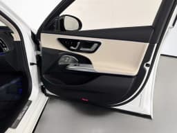 Mercedes-Benz E-Class E 350 RWD Sedan 2027 — side view