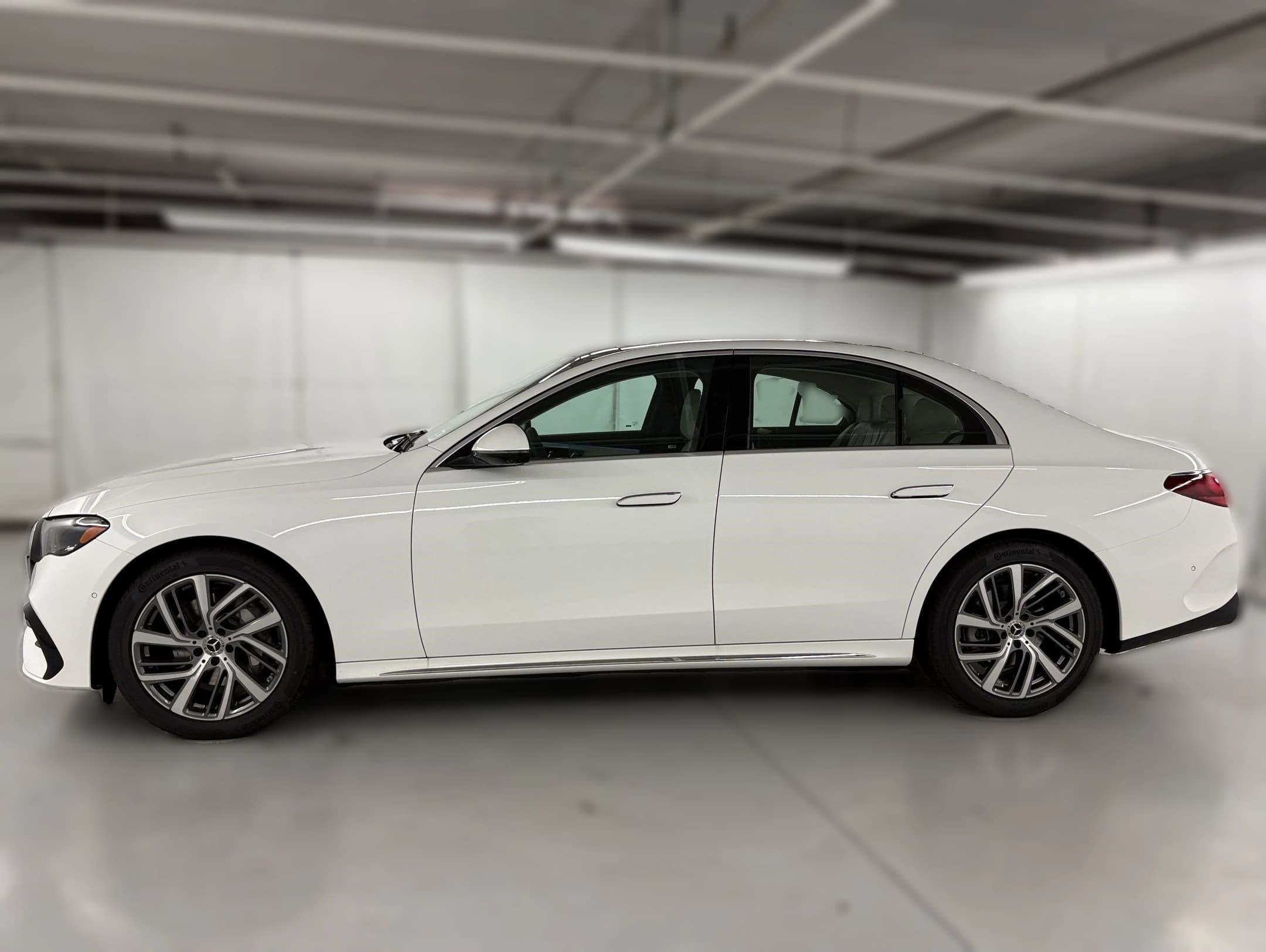 Mercedes-Benz E-Class E 350 RWD Sedan 2027 — side view