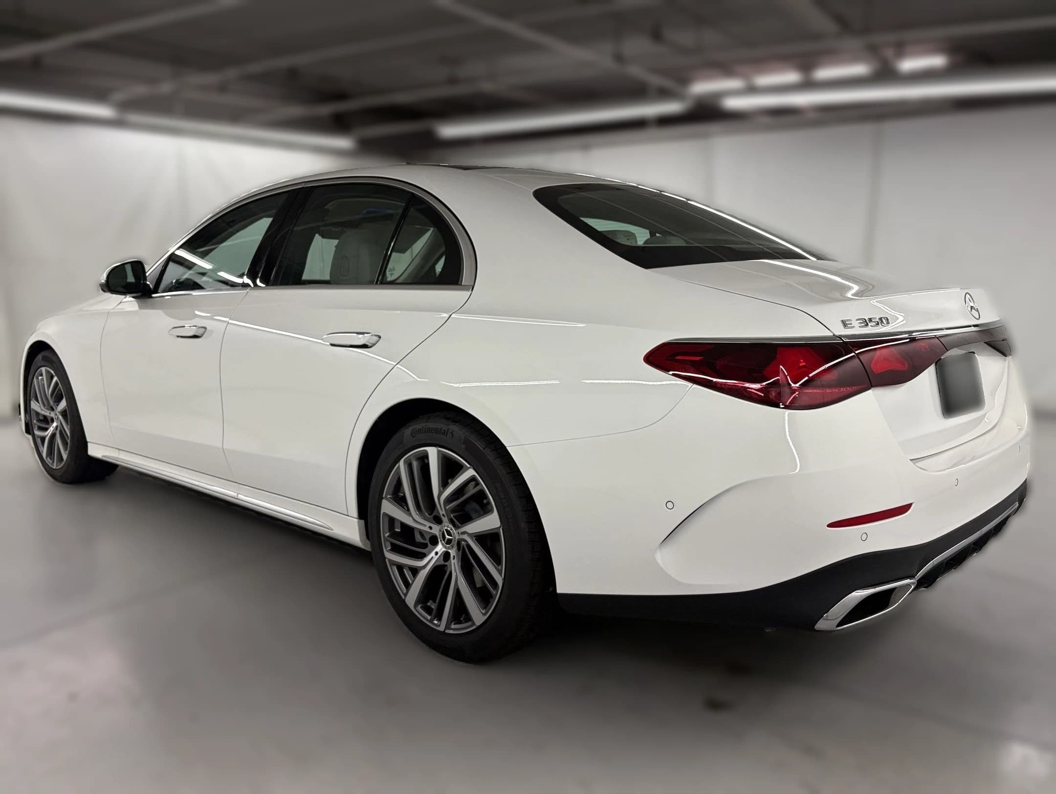 Mercedes-Benz E-Class E 350 RWD Sedan 2027 — side view