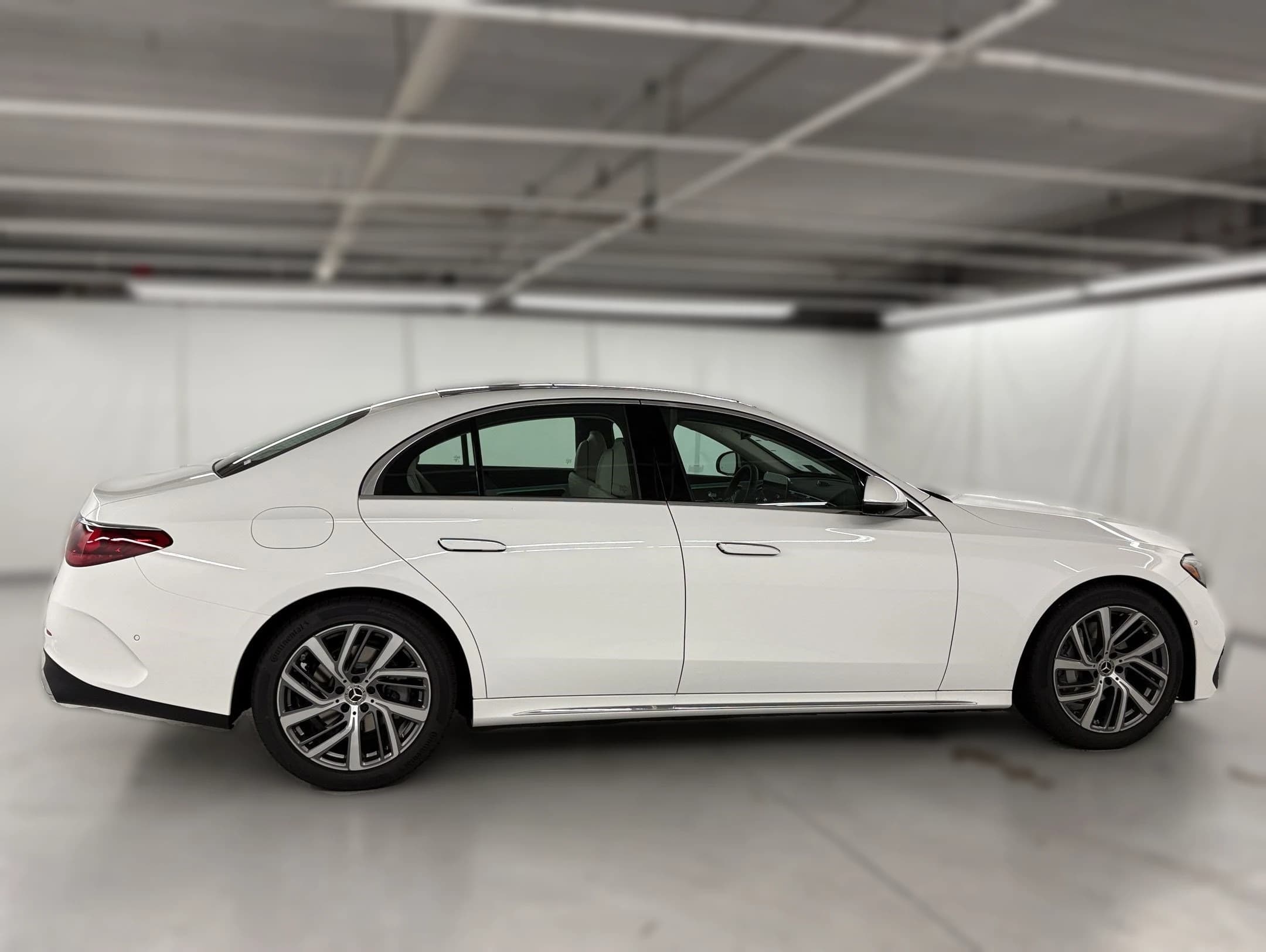 Mercedes-Benz E-Class E 350 RWD Sedan 2027 — side view