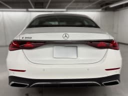Mercedes-Benz E-Class E 350 RWD Sedan 2027 — side view