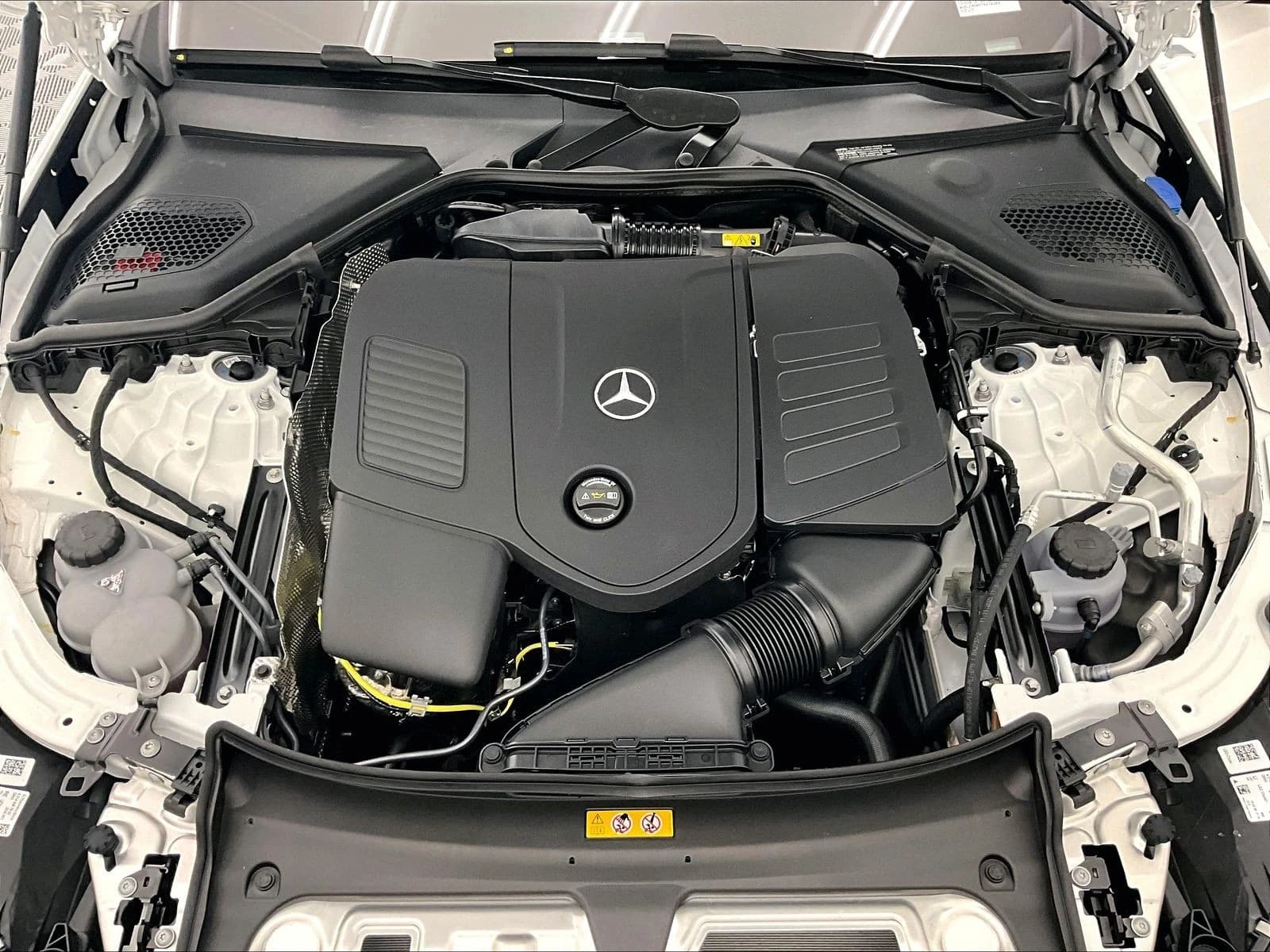 Mercedes-Benz E-Class E 350 RWD Sedan 2026 — side view