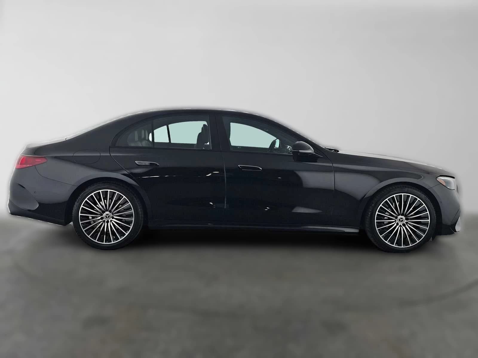 Mercedes-Benz E-Class E 350 RWD Sedan 2027 — side view