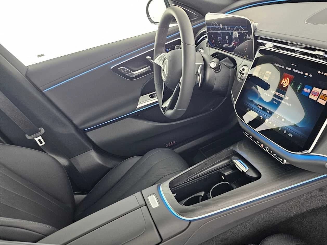 Mercedes-Benz E-Class E 350 RWD Sedan 2027 — side view