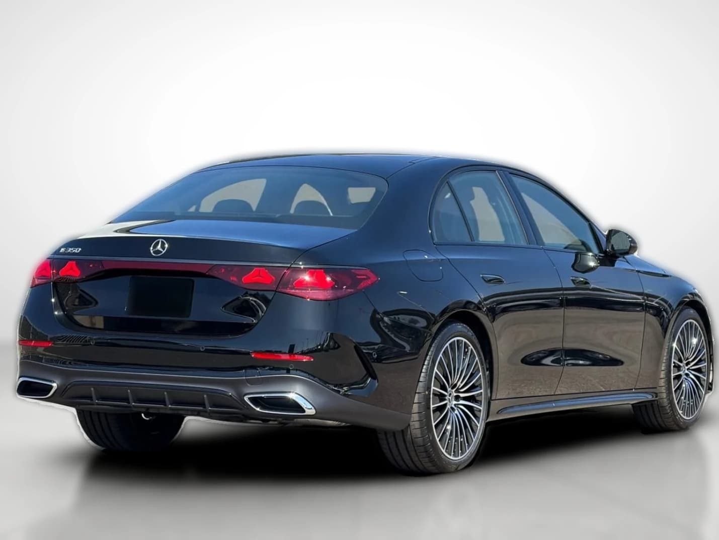 Mercedes-Benz E-Class E 350 RWD Sedan 2027 — side view