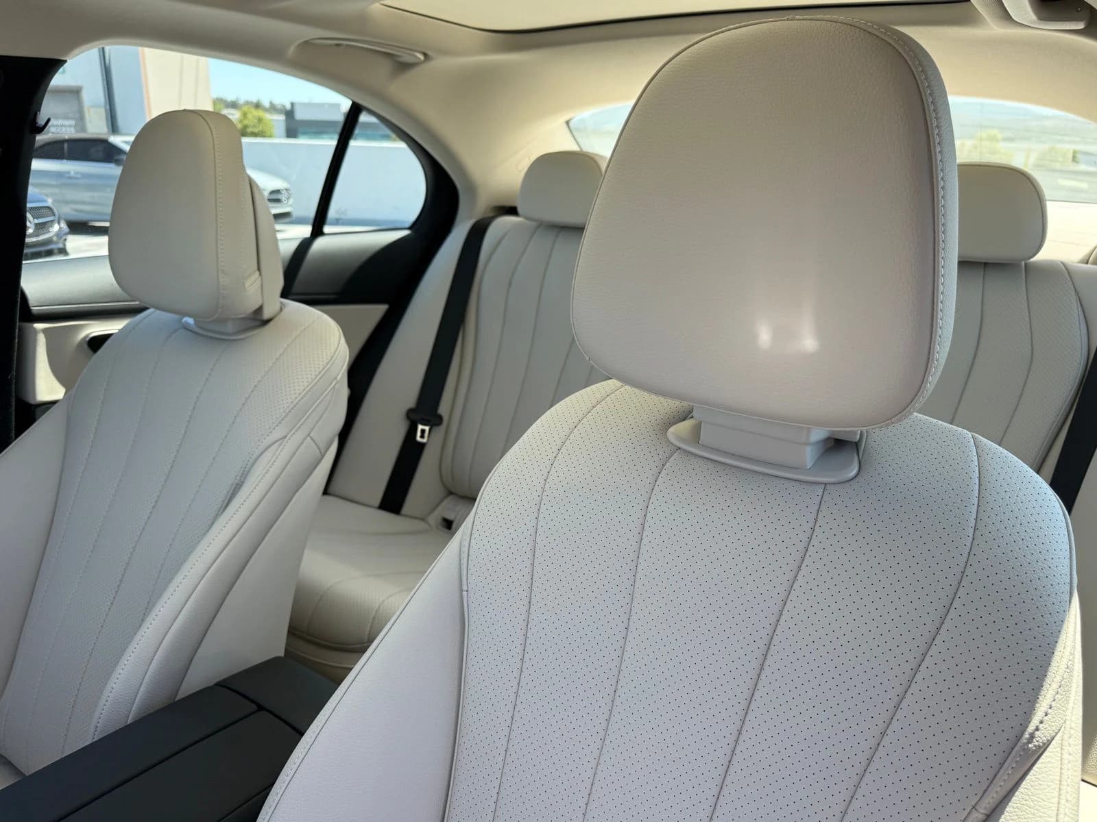 Mercedes-Benz E-Class E 350 RWD Sedan 2026 — side view