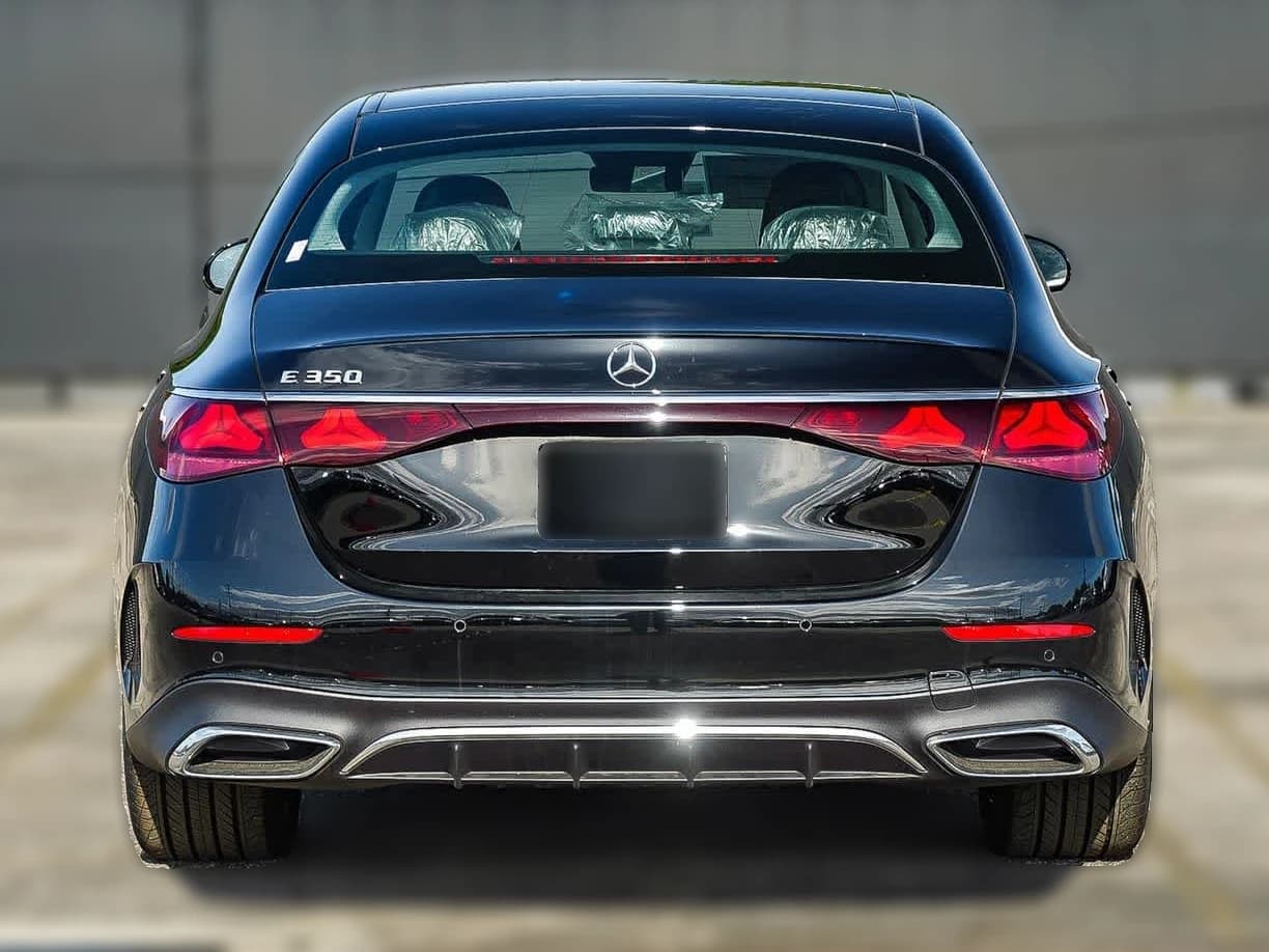 Mercedes-Benz E-Class E 350 RWD Sedan 2026 — side view