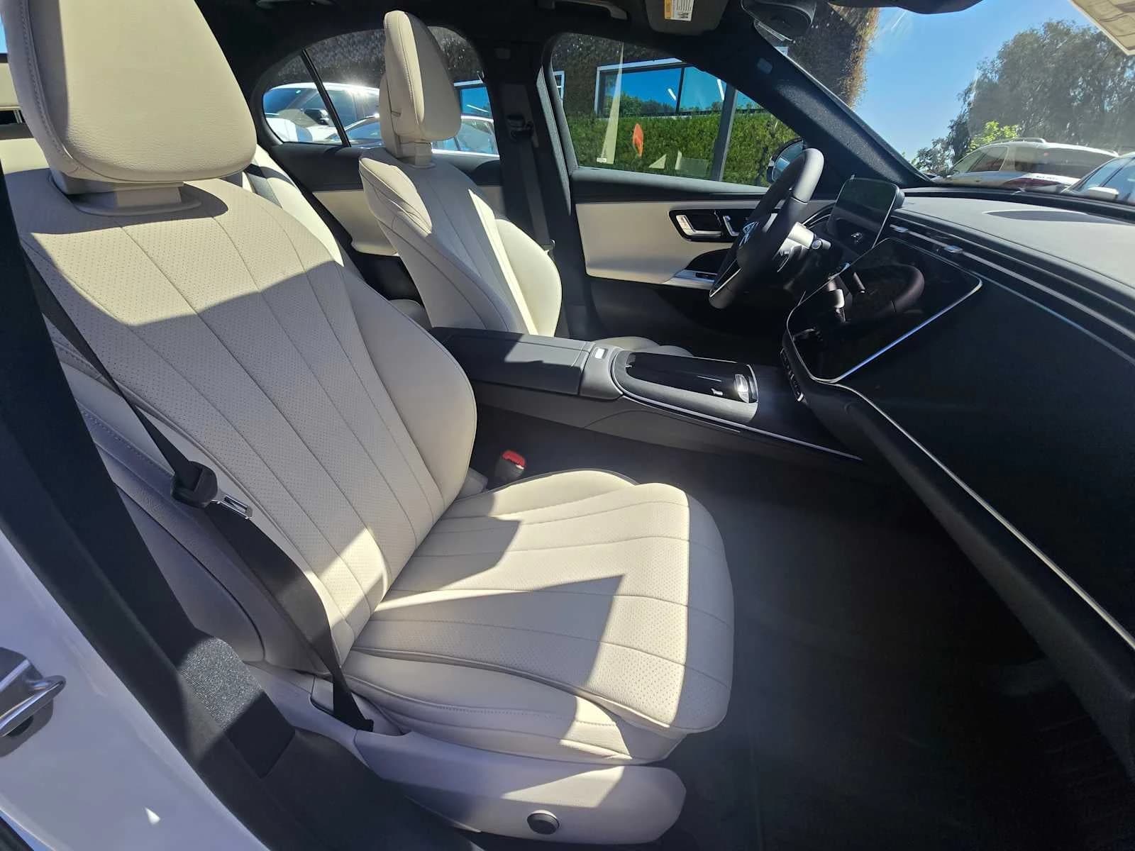 Mercedes-Benz E-Class E 350 RWD Sedan 2026 — side view