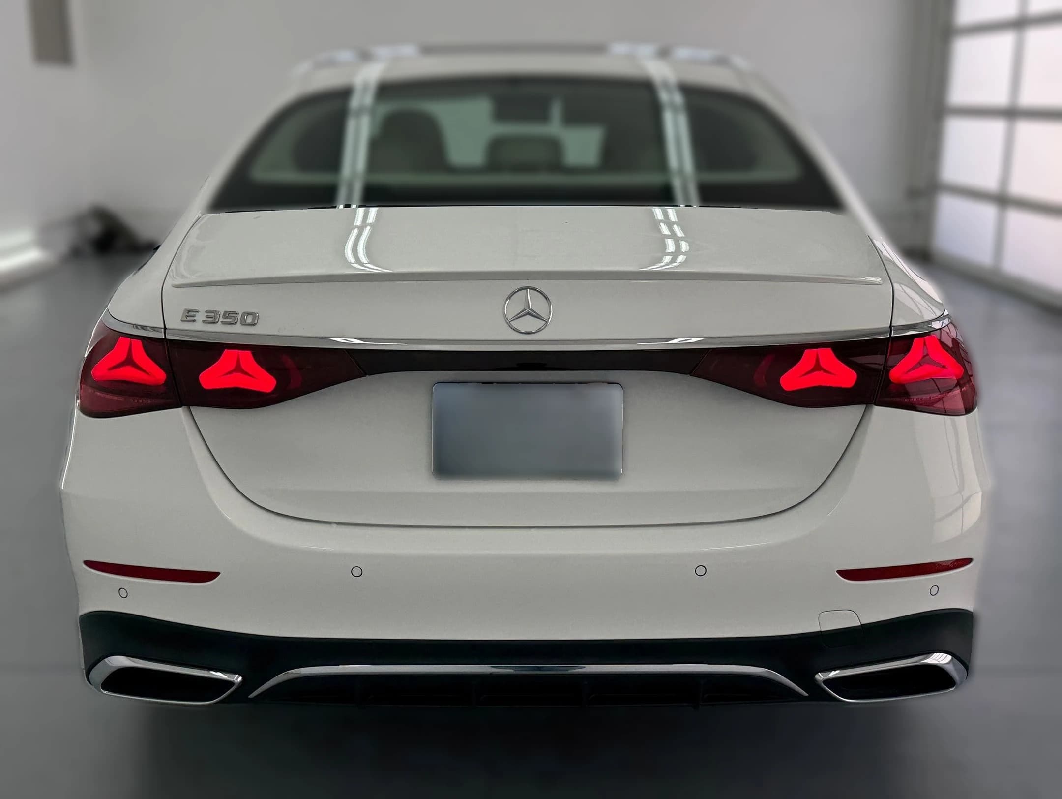 Mercedes-Benz E-Class E 350 RWD Sedan 2026 — side view