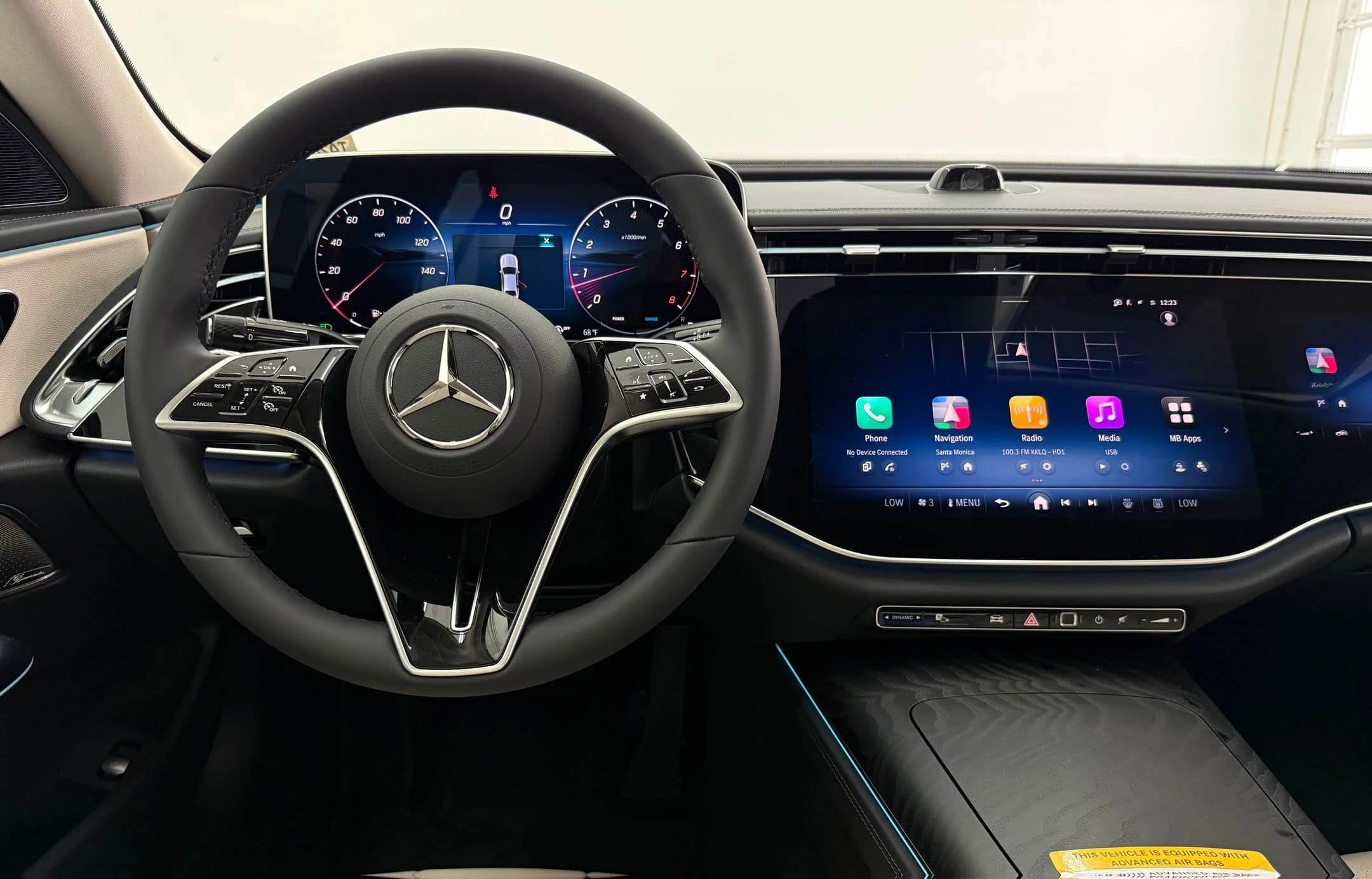 Mercedes-Benz E-Class E 350 RWD Sedan 2026 — side view