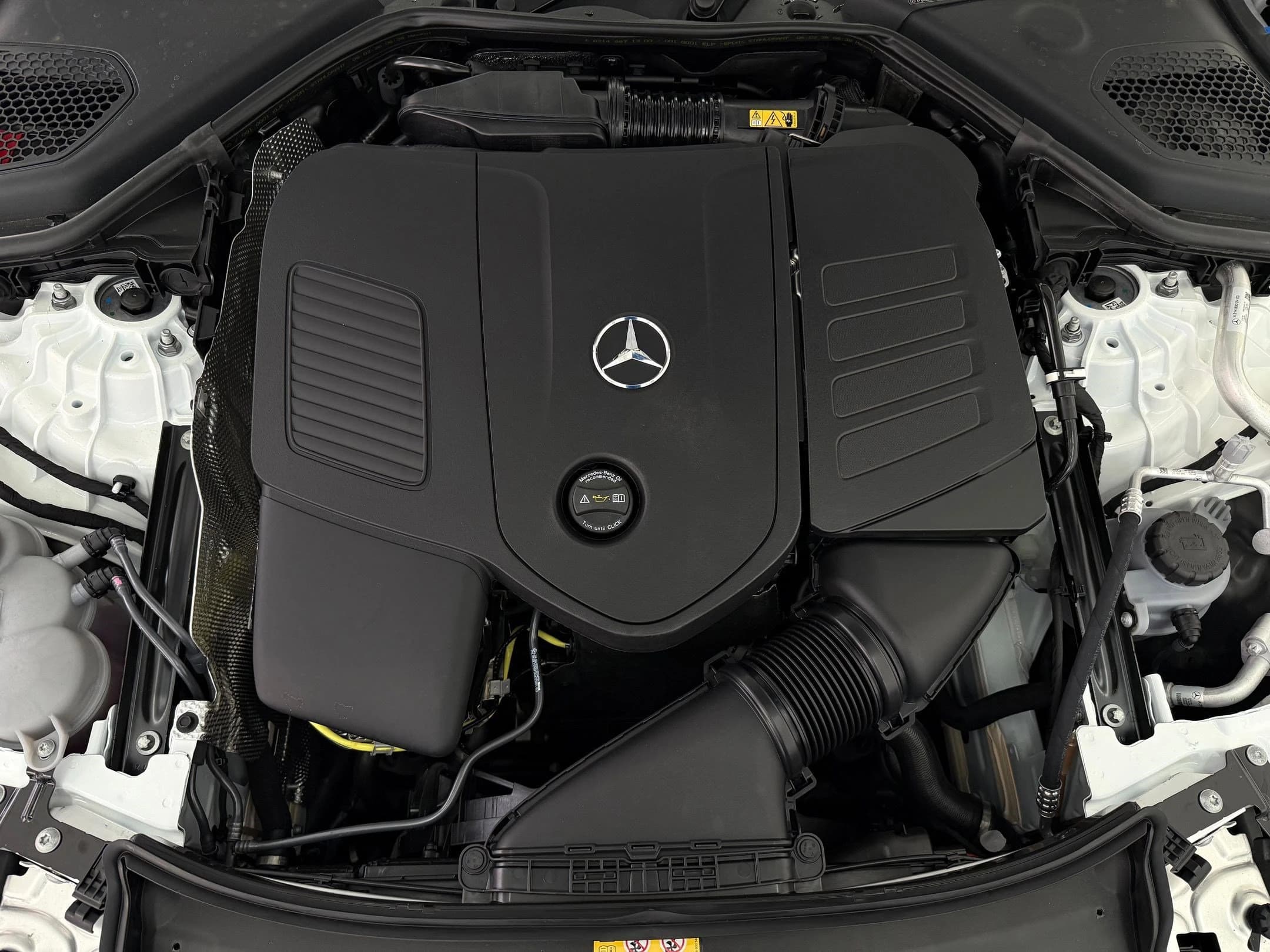 Mercedes-Benz E-Class E 350 RWD Sedan 2026 — side view