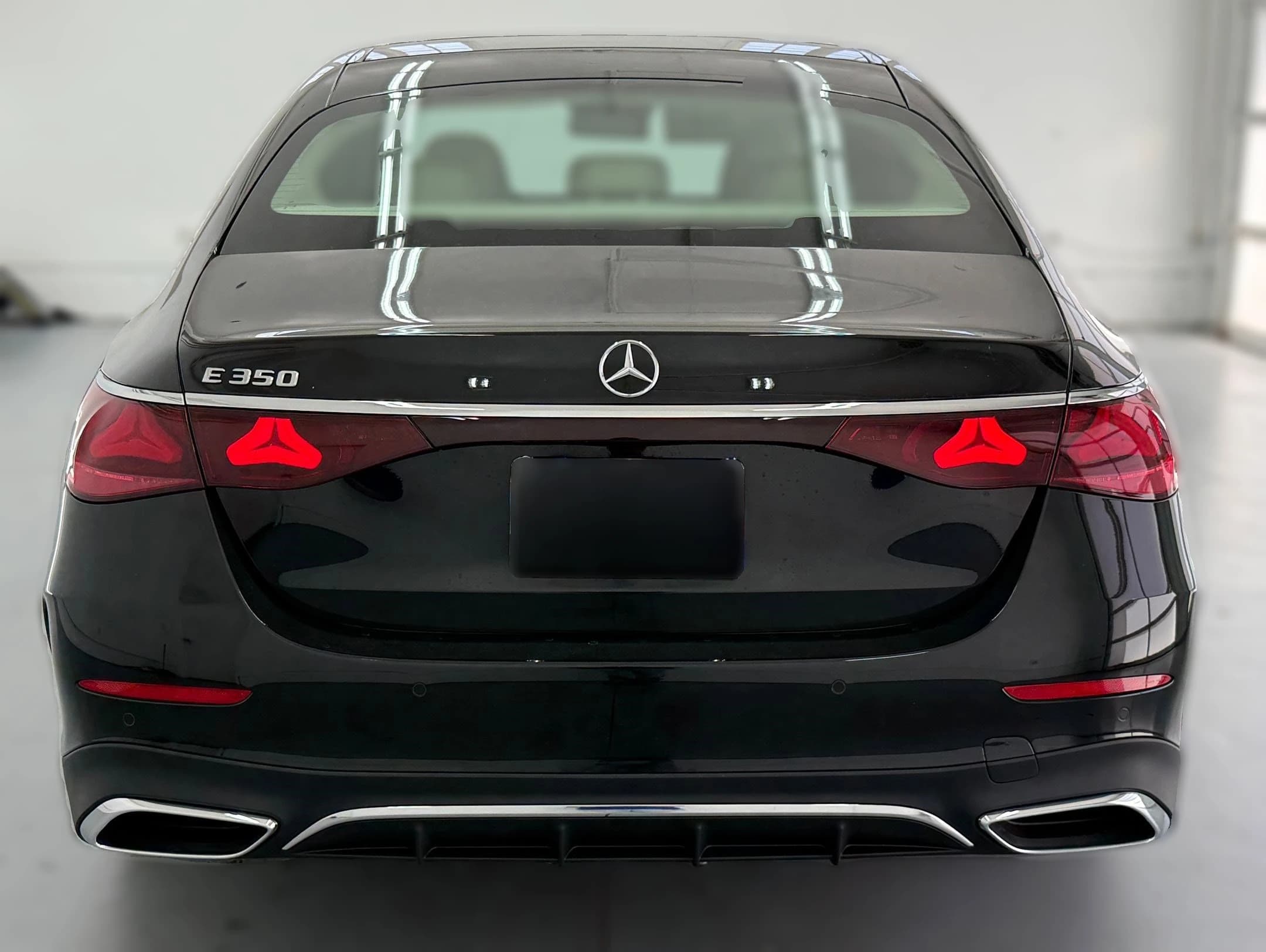 Mercedes-Benz E-Class E 350 RWD Sedan 2026 — side view