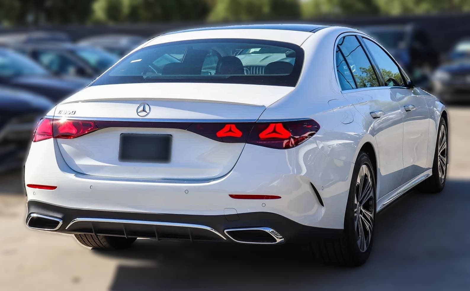 Mercedes-Benz E-Class E 350 RWD Sedan 2026 — side view