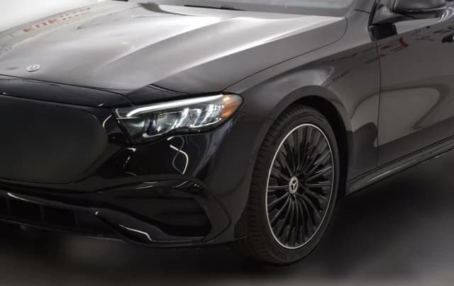 Mercedes-Benz E-Class E 350 RWD Sedan 2027 — side view