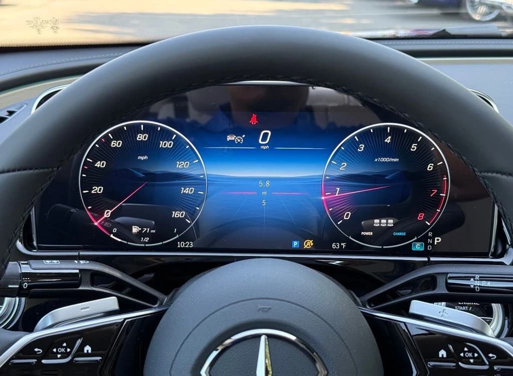 Mercedes-Benz E-Class E 350 RWD Sedan 2027 — side view