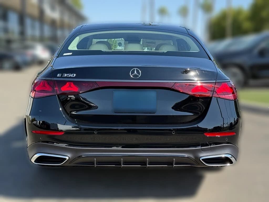 Mercedes-Benz E-Class E 350 RWD Sedan 2027 — side view