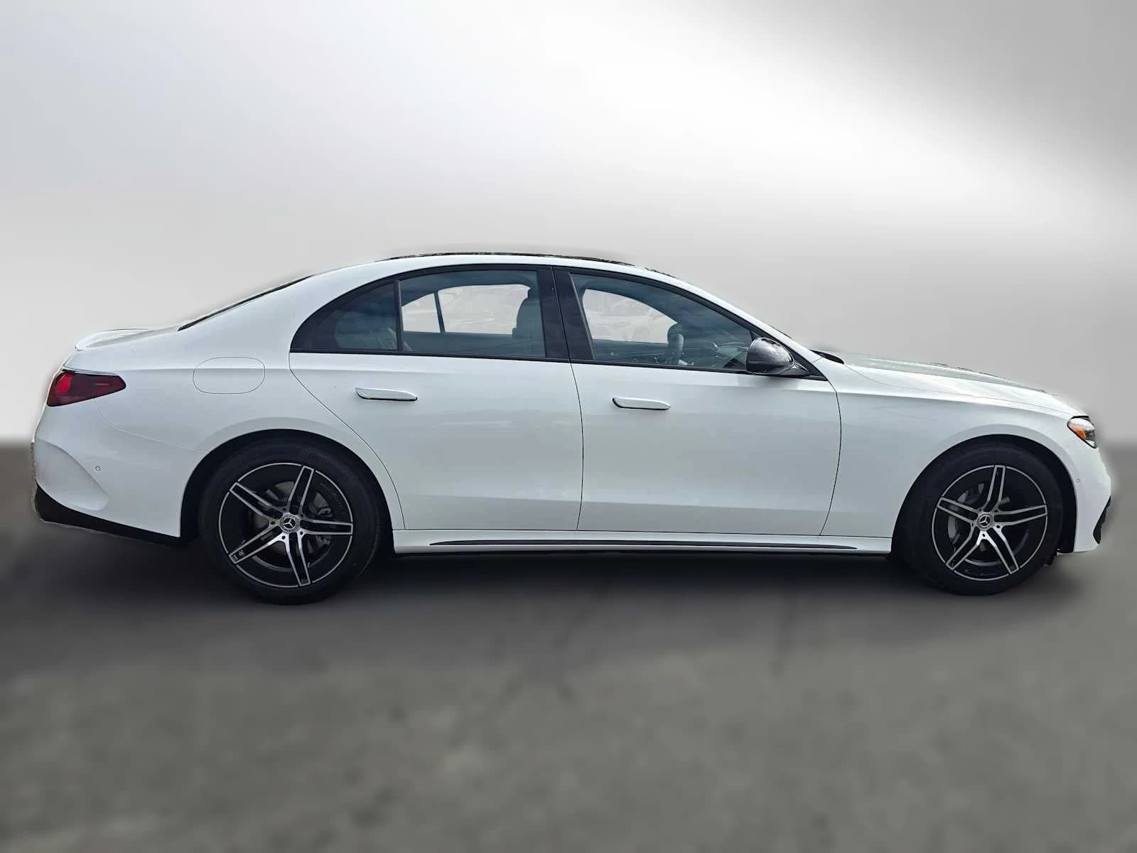 Mercedes-Benz E-Class E 350 RWD Sedan 2026 — side view