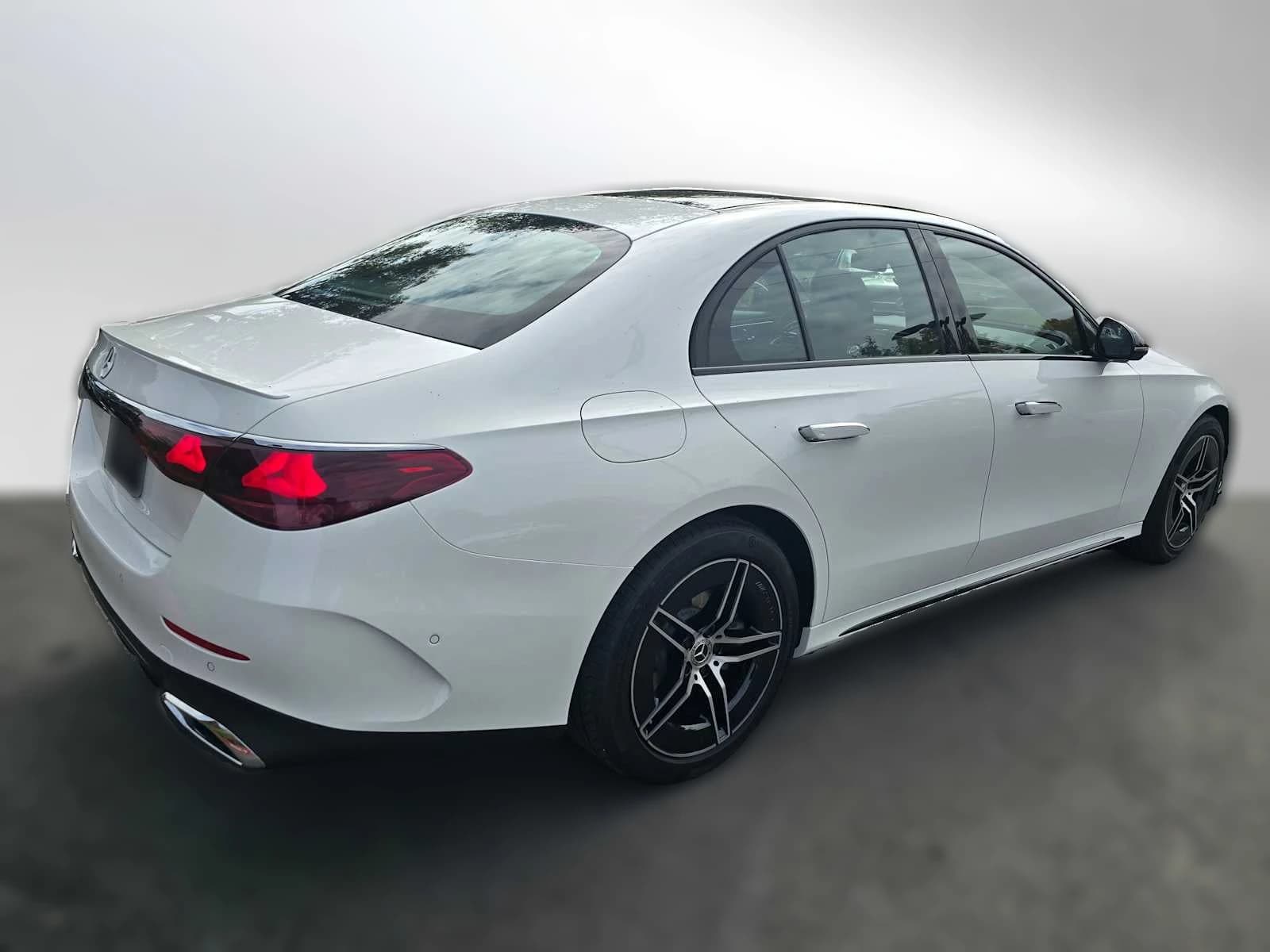 Mercedes-Benz E-Class E 350 RWD Sedan 2026 — side view