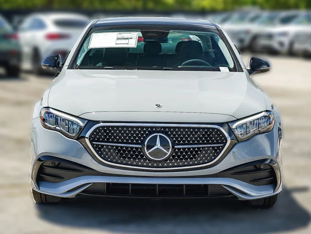 Mercedes-Benz E-Class E 350 RWD Sedan 2026 — side view