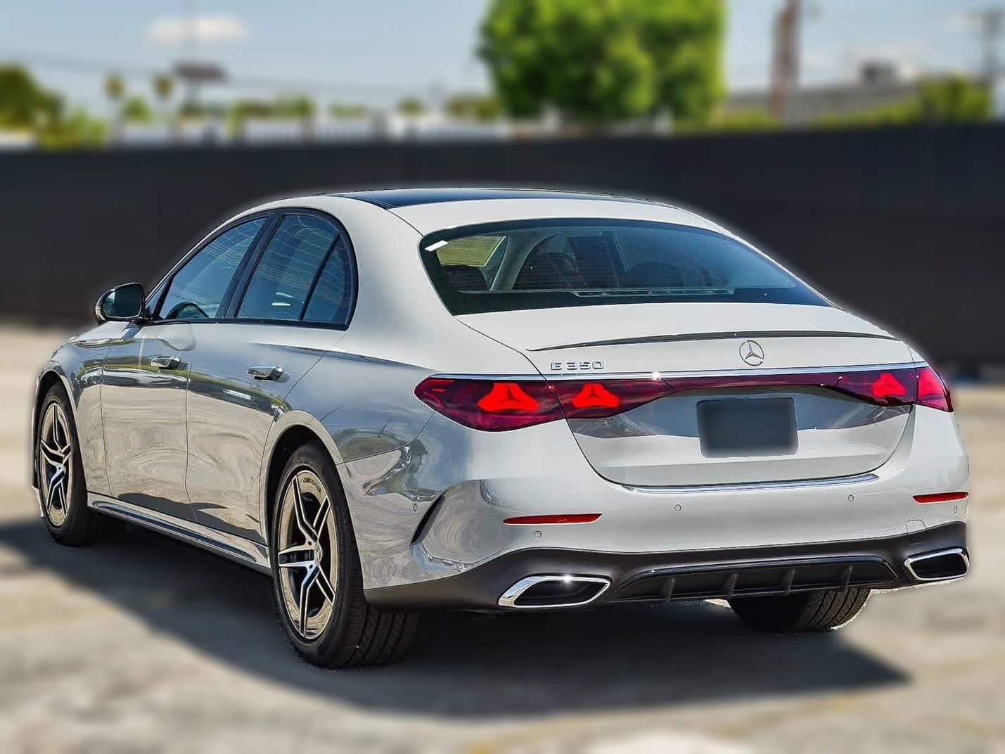 Mercedes-Benz E-Class E 350 RWD Sedan 2026 — side view